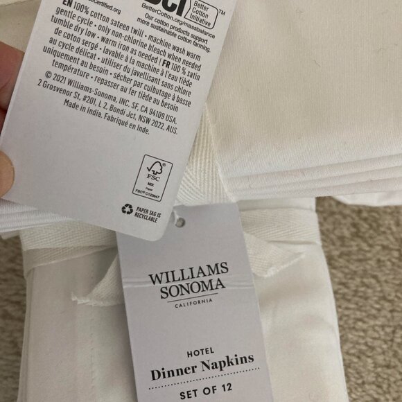 Hotel Dinner Napkins, Set of 12 - Picture 3 of 3